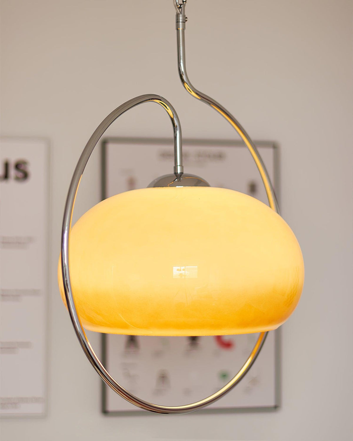 Xune Pendelleuchte aus Glas im Retro-Stil