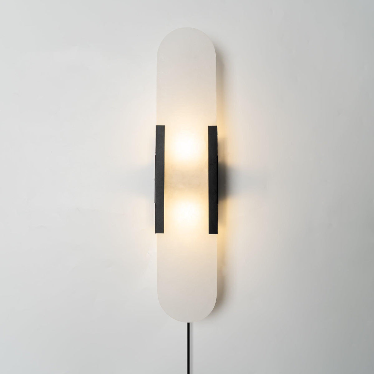 Bano Oblong Alabaster Wandleuchte mit Stecker