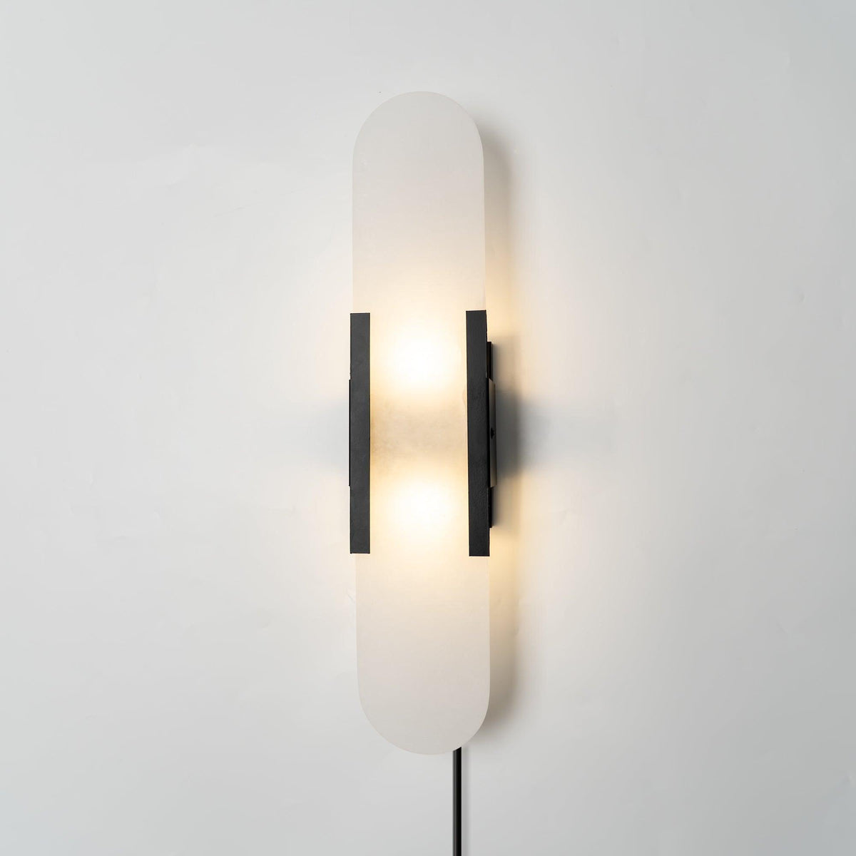 Bano Oblong Alabaster Wandleuchte mit Stecker