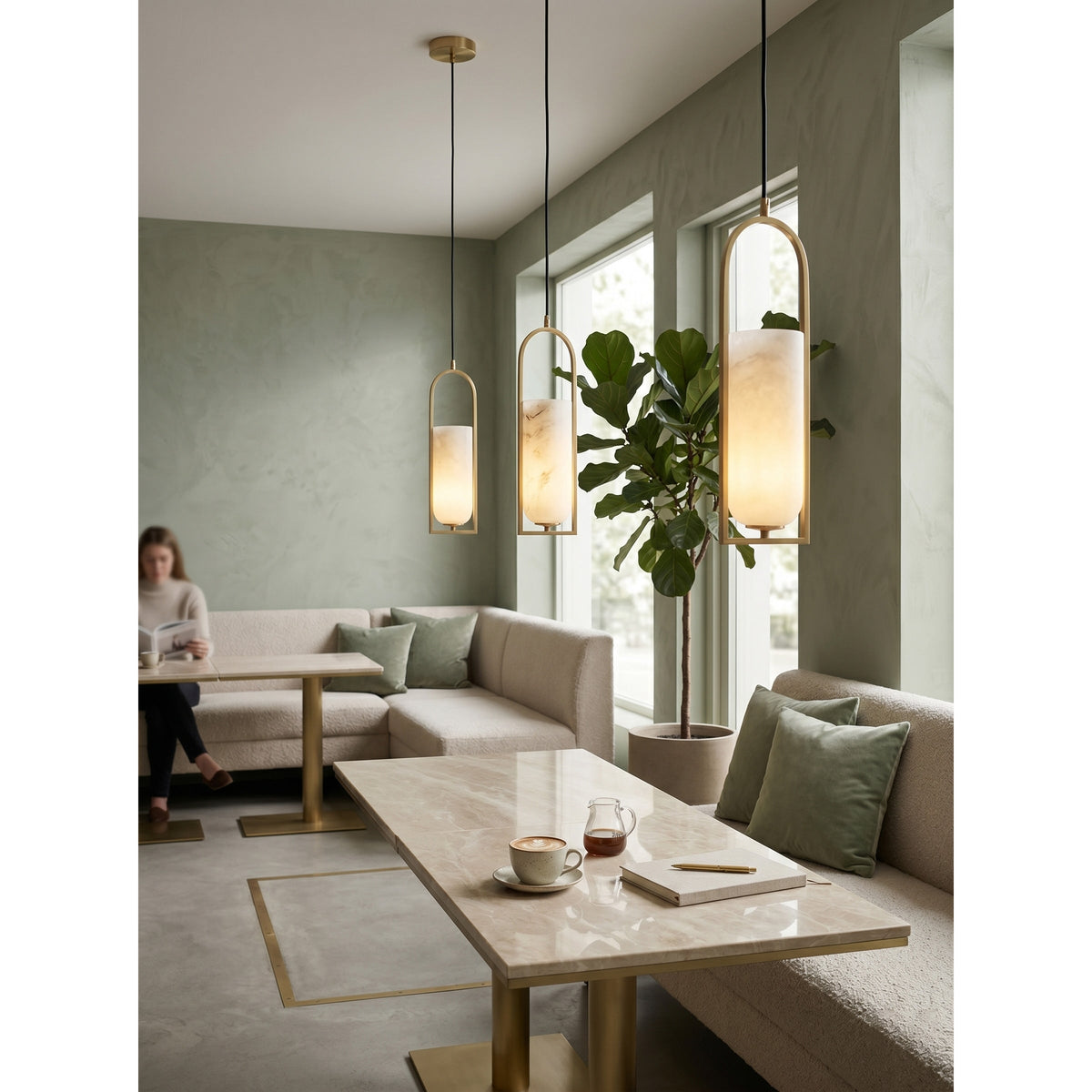 Svala Arch Alabaster Pendelleuchte