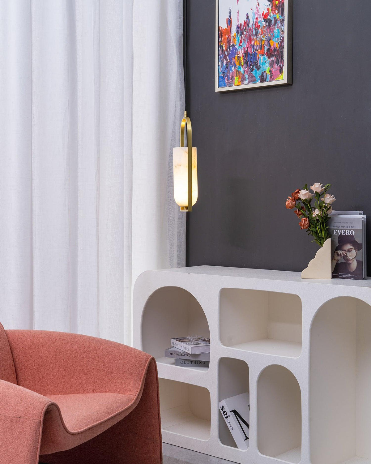 Svala Arch Alabaster Pendelleuchte