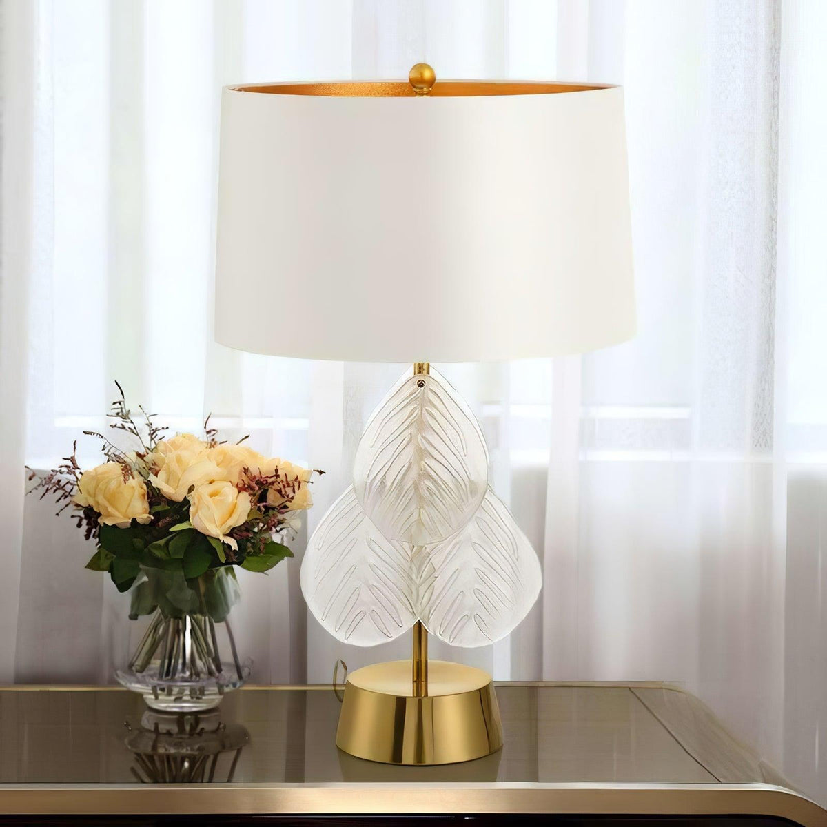 Velivaine elegante Tischleuchte aus Glas