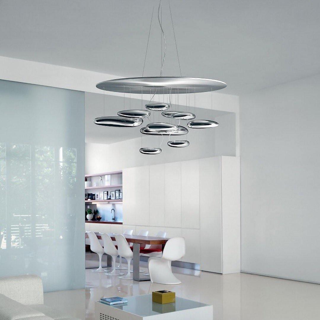 Orinanelle Kronleuchter aus Aluminium mit skulpturaler Kieselsteinform