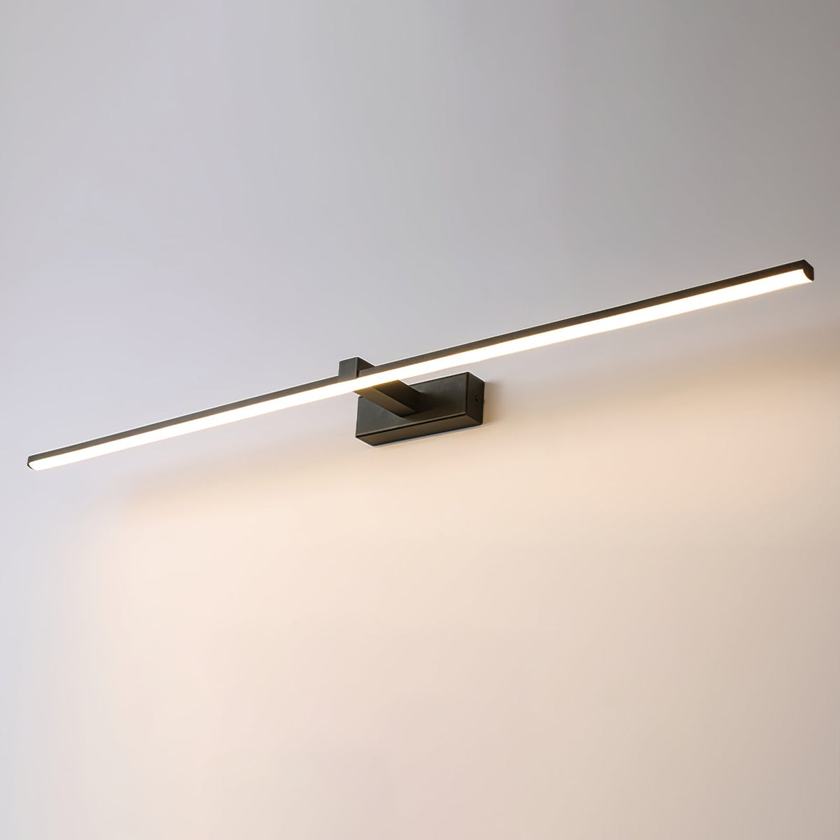 Yume lineare zeitgenössische minimalistische Wandleuchte aus Spiegel