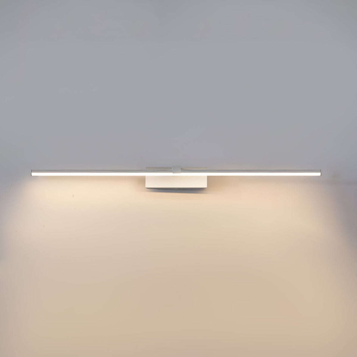 Yume lineare zeitgenössische minimalistische Wandleuchte aus Spiegel