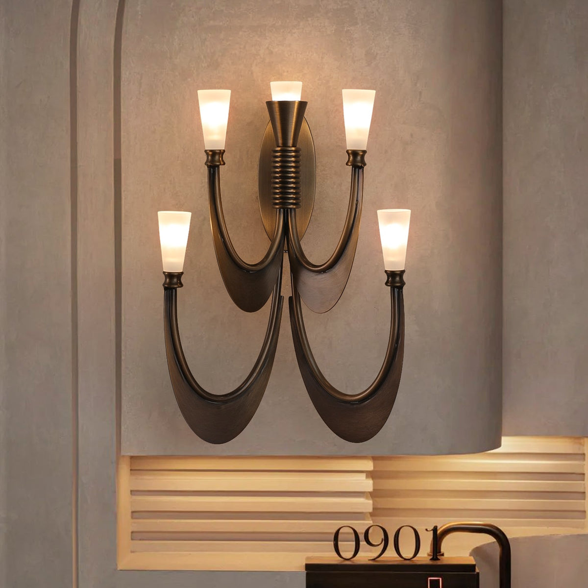 Metropolis Candelabra-Wandleuchte