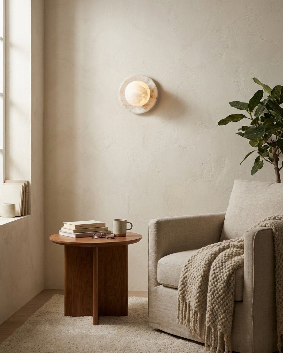 Niveeria Kugel Alabaster Wandleuchte