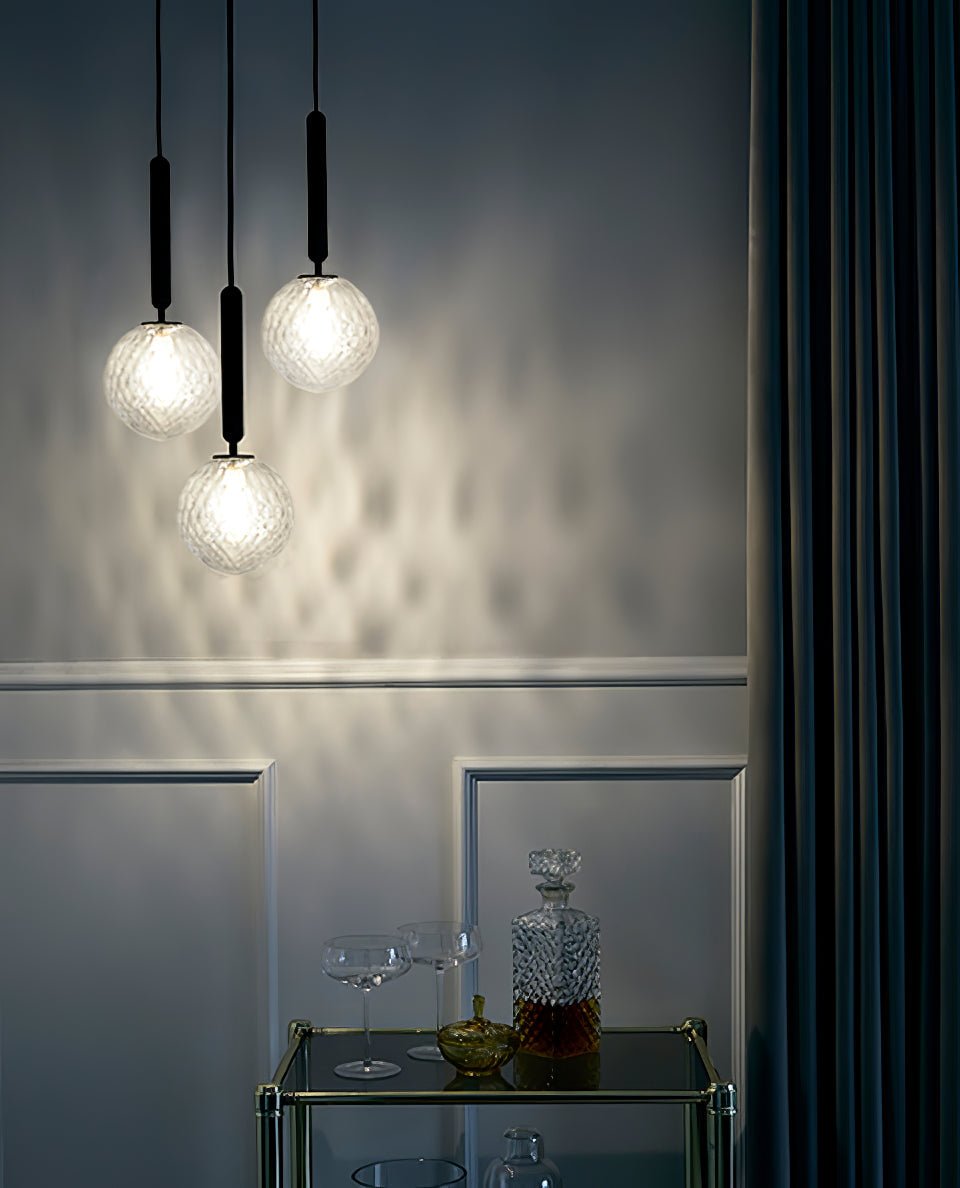 Azorila zeitgenössische minimalistische Messing-Glas-Pendelleuchte