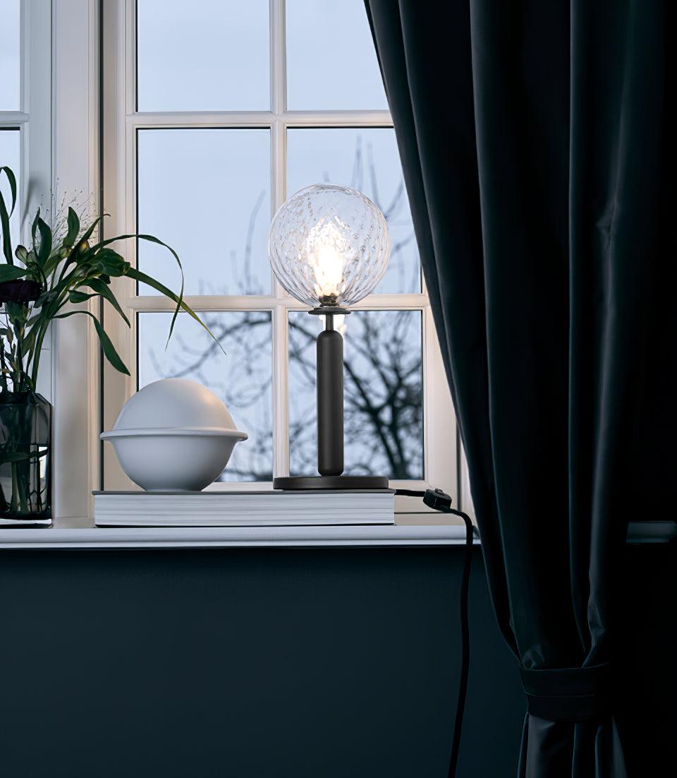 Eirelielle Minimalistische Tischleuchte aus Glas