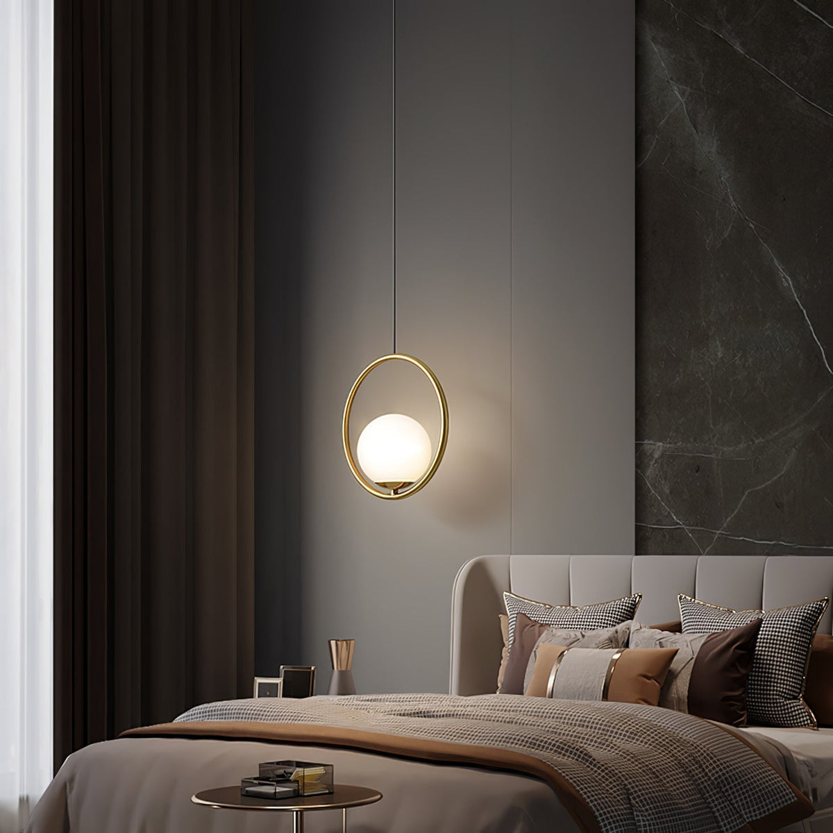 Orieria Pendelleuchte aus Messing im modernen Ringdesign