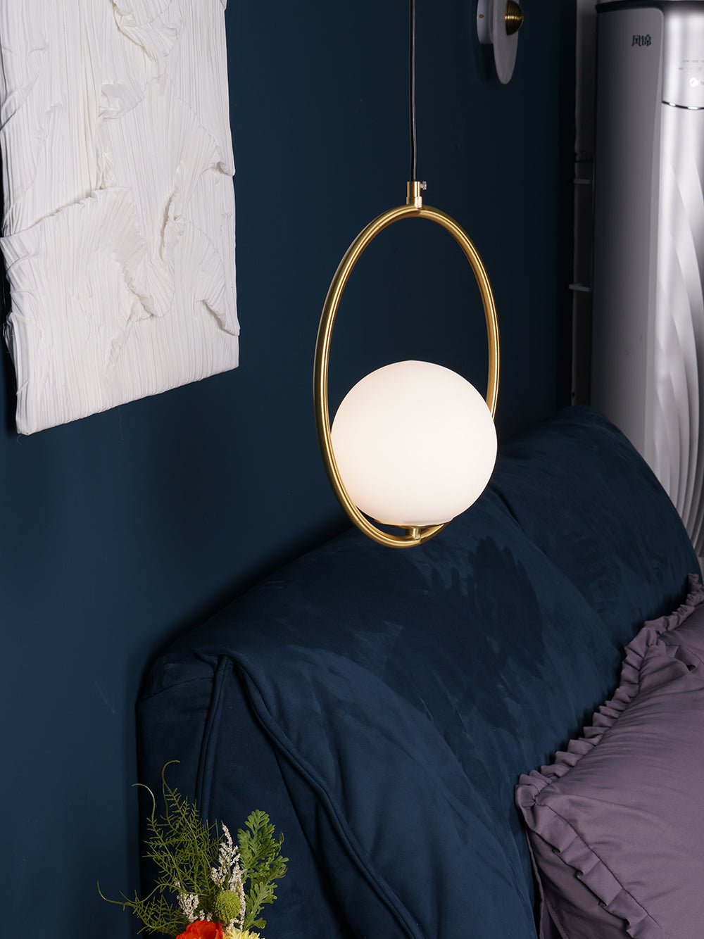 Orieria Pendelleuchte aus Messing im modernen Ringdesign