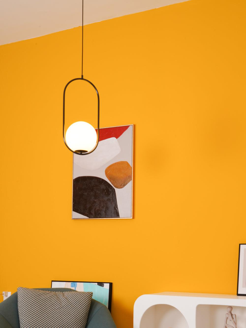 Orieria Pendelleuchte aus Messing im modernen Ringdesign