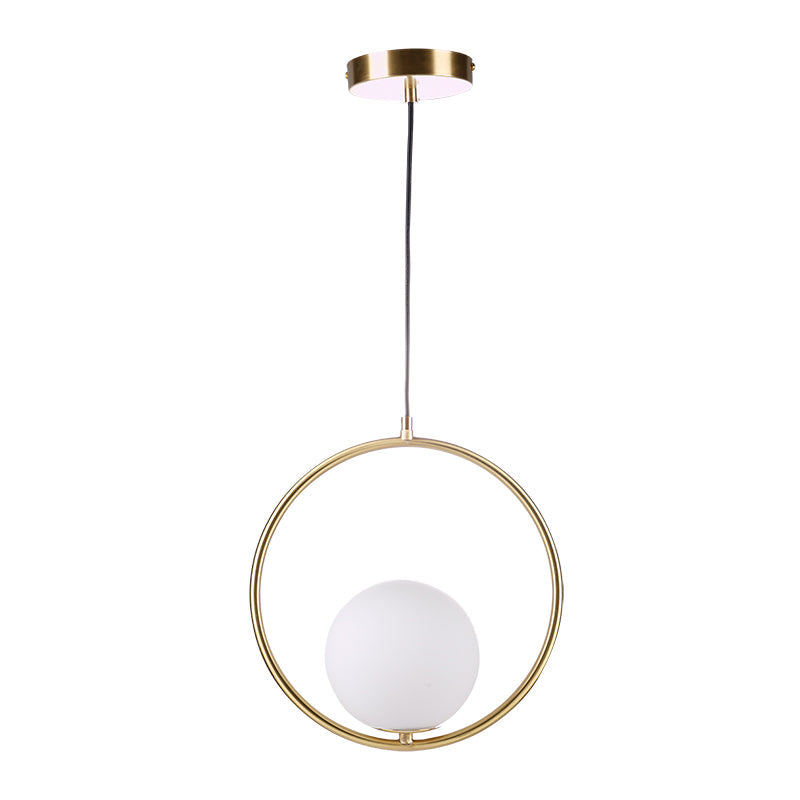 Orieria Pendelleuchte aus Messing im modernen Ringdesign