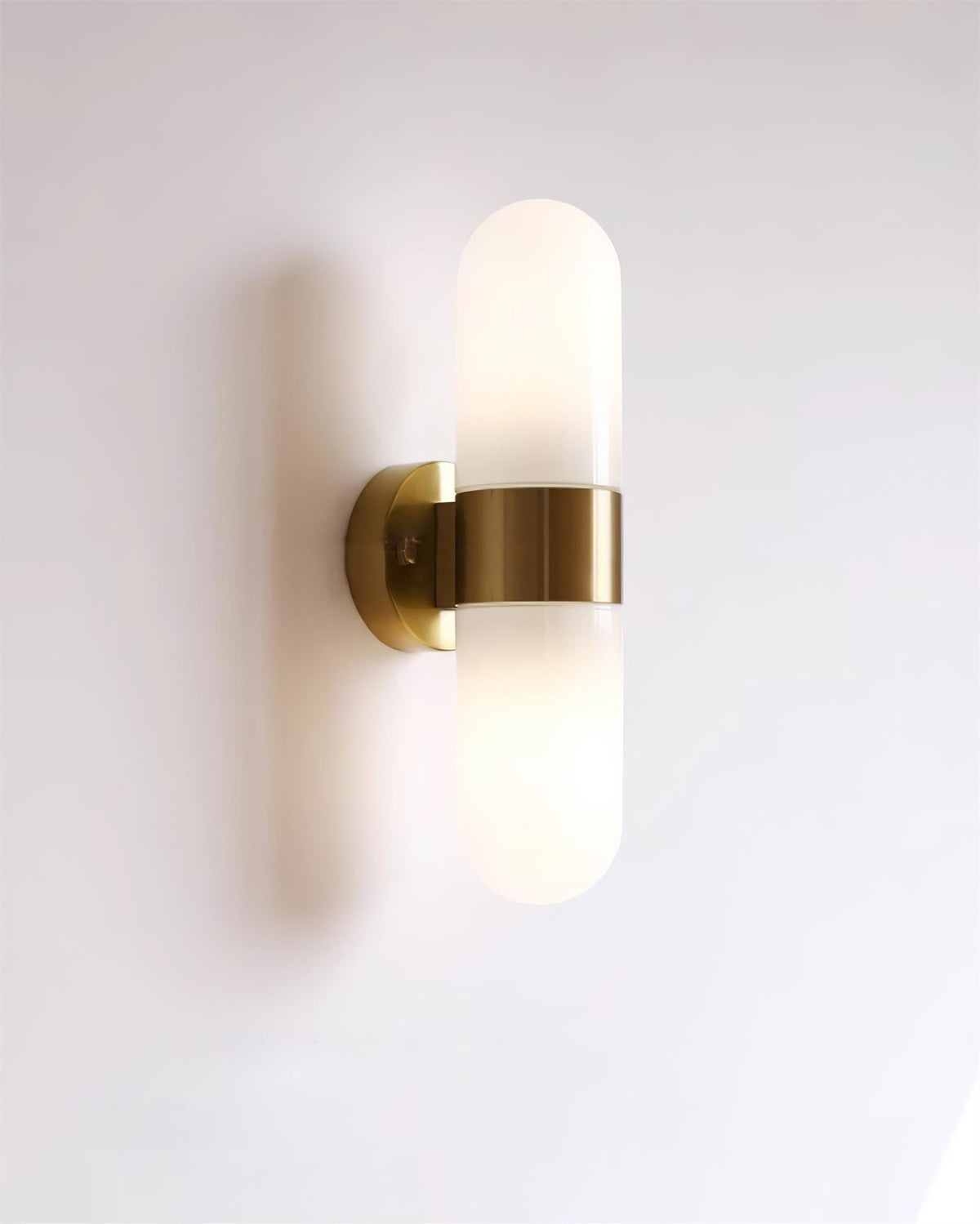 Wandleuchte aus Metall und Glas, moderner minimalistischer vertikaler Sockel für das Schlafzimmer | Cielum