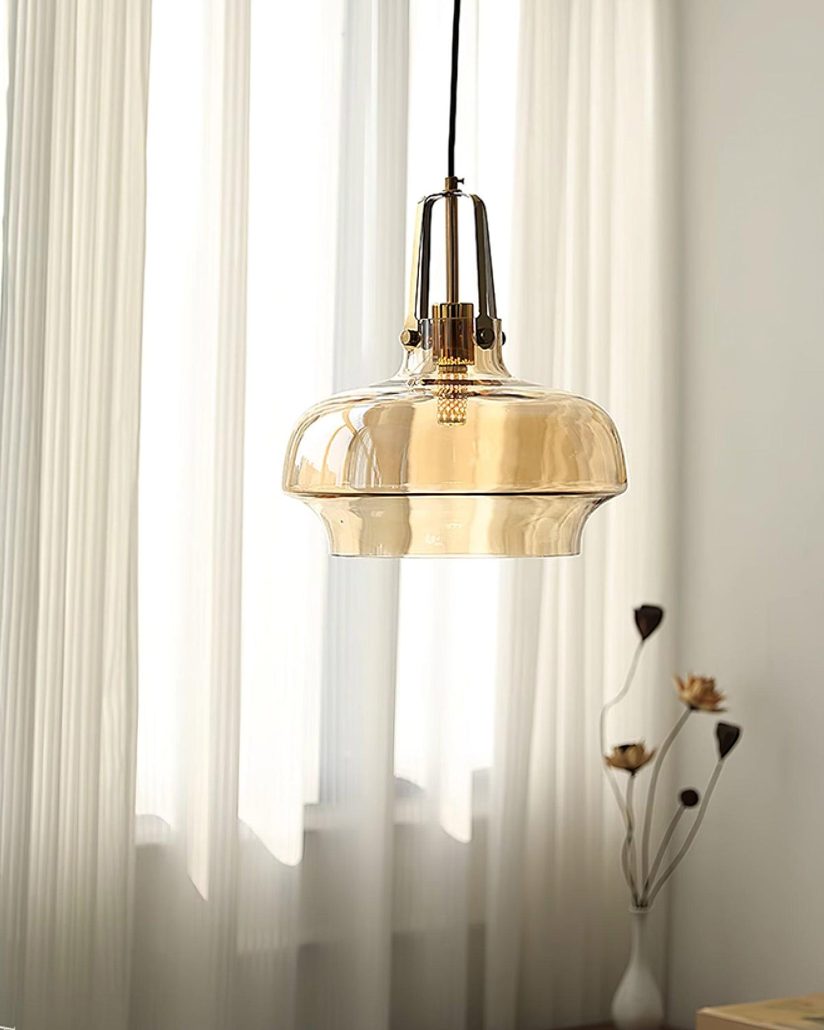 Liorarise Bernsteinfarben Pendelleuchte aus Glas mit Messing-Fittings