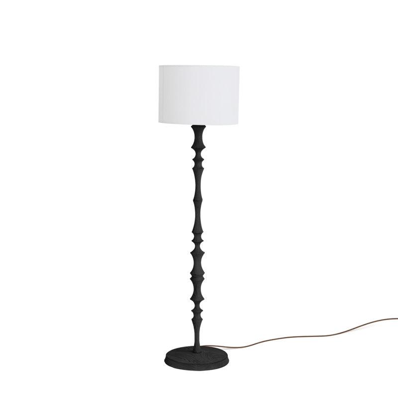Vilten elegante Stehleuchte aus Holz