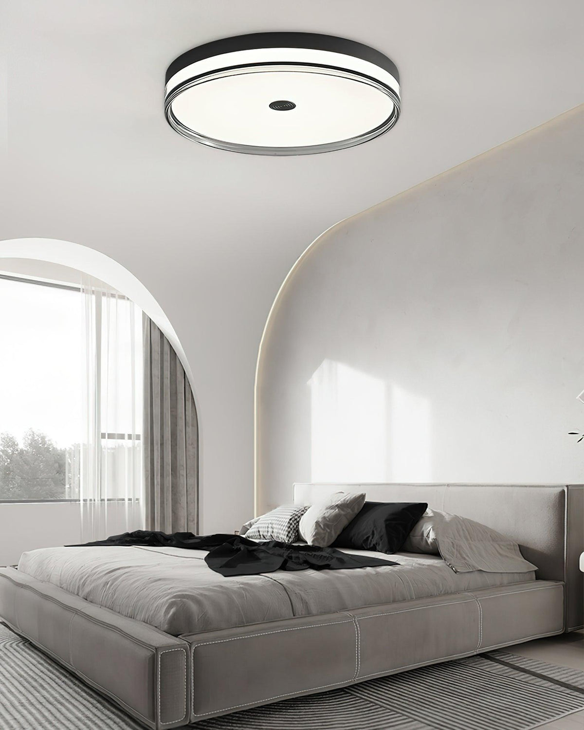 Halo Deckenleuchte aus Messing im Fashion-Design