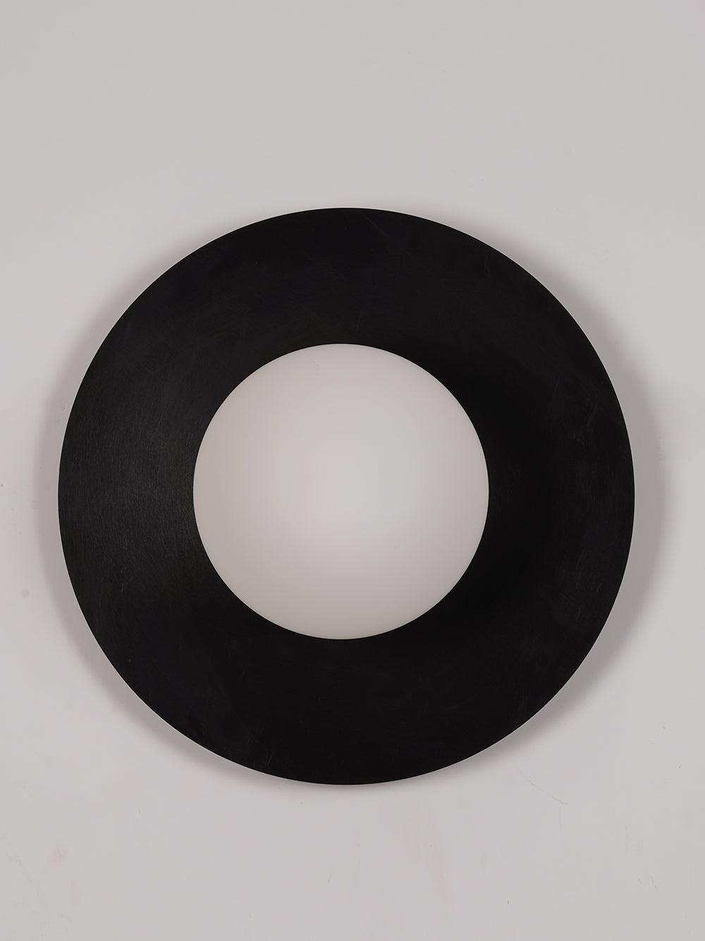 Elem zeitgenössische minimalistische runde Kunst-Wandleuchte aus Messing und Glas