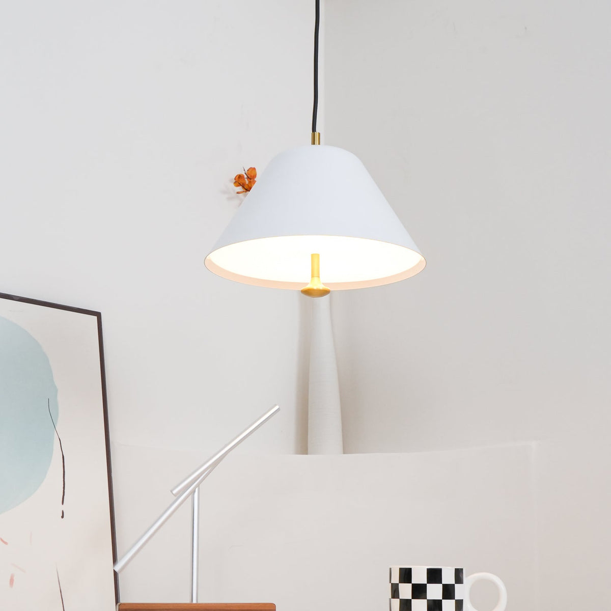 Evir Pendelleuchte Glockenform Glas Messing Minimalistisch
