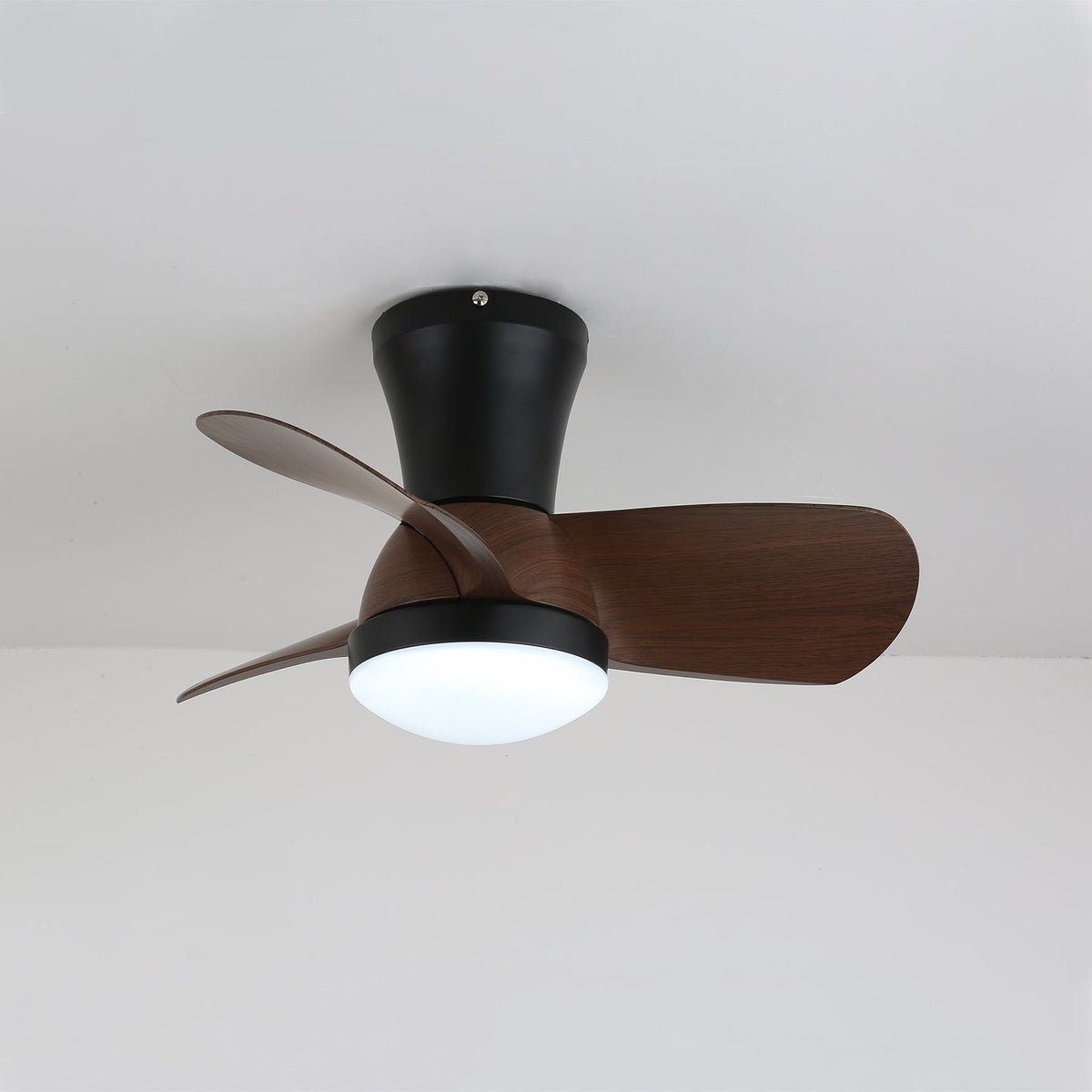 Aldaira Moderner Deckenventilator mit Beleuchtung aus Holz