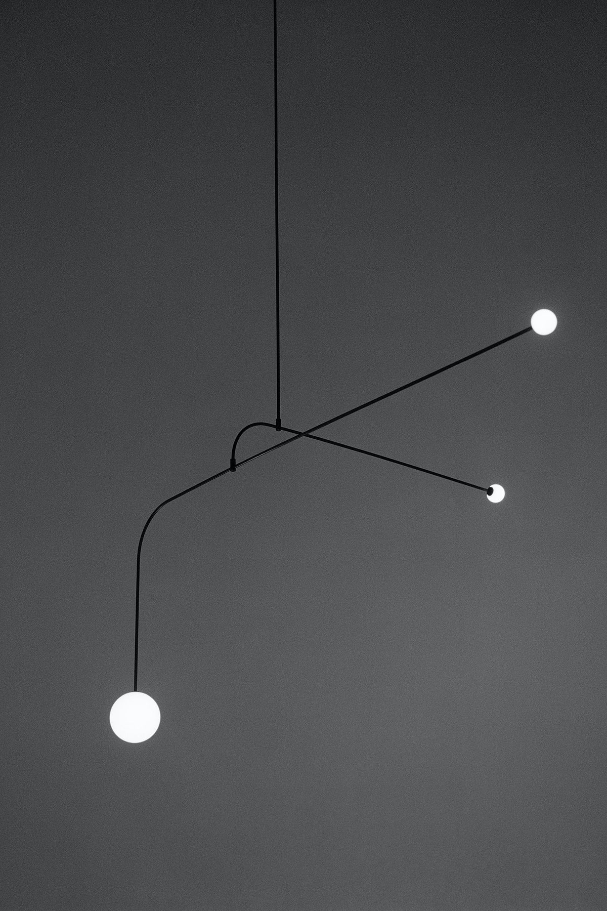 Viraiseon Kronleuchter Mobile Schwarz Minimalistisch