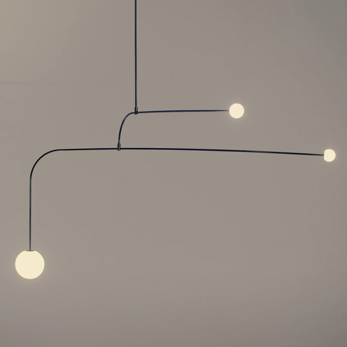 Viraiseon Kronleuchter Mobile Schwarz Minimalistisch