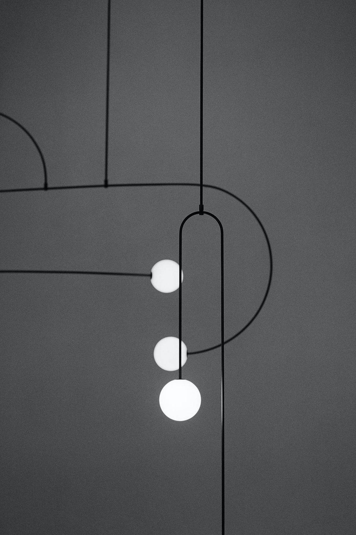 Viraiseon Kronleuchter Mobile Schwarz Minimalistisch