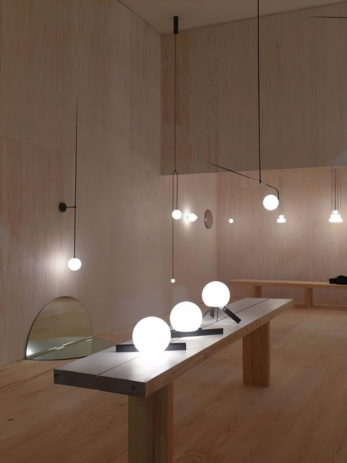 Veluelle zeitgenössische minimalistische mobile Pendelleuchte aus Glas Wandleuchte