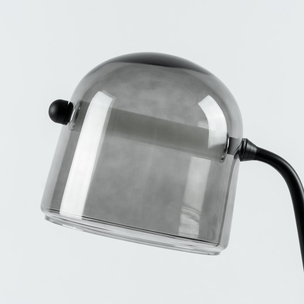 Caronel moderne Tischleuchte aus Glas