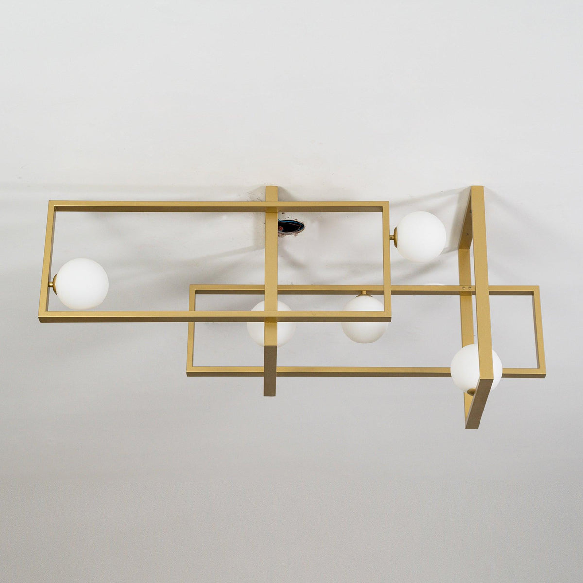 Veliiel Kronleuchter Mondrian aus Glas in Messing mit geometrischem Design