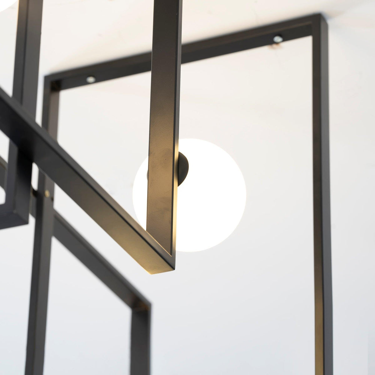 Veliiel Kronleuchter Mondrian aus Glas in Messing mit geometrischem Design