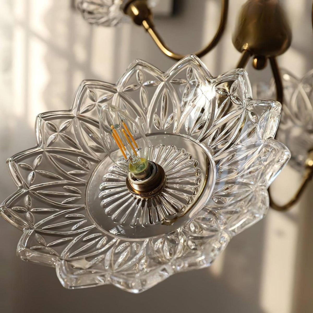 Celareon Kronleuchter Messing Glas Blumen Vintage