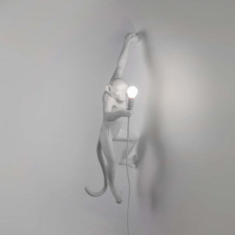 Bnx Kunstharz-Wandleuchte im Kieselsteinform-Design