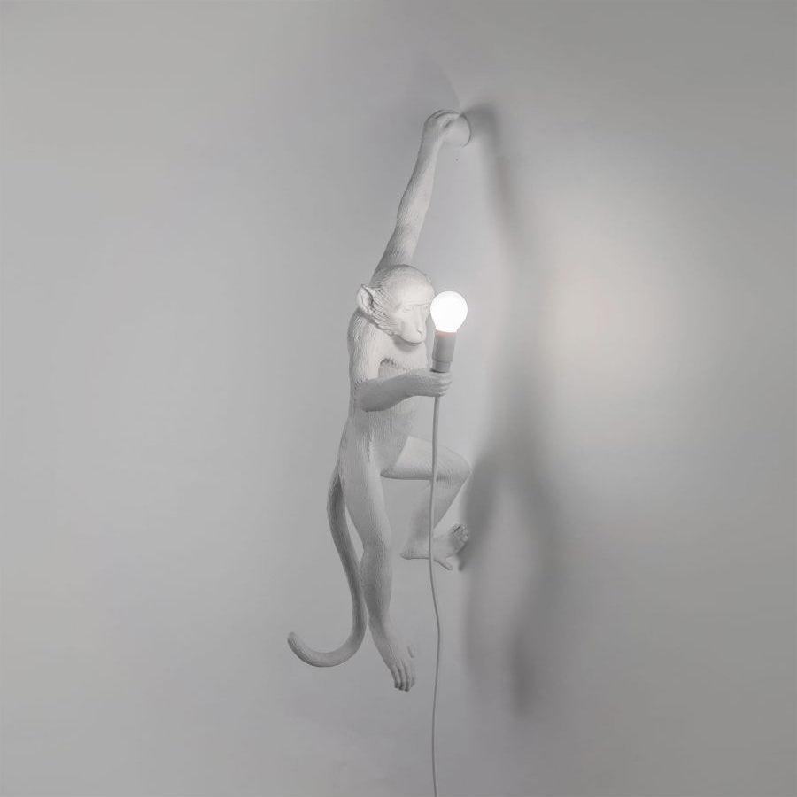 Bnx Kunstharz-Wandleuchte im Kieselsteinform-Design