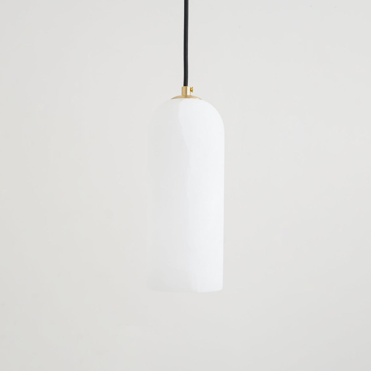 Nivenira zylindrische Pendelleuchte aus Alabaster