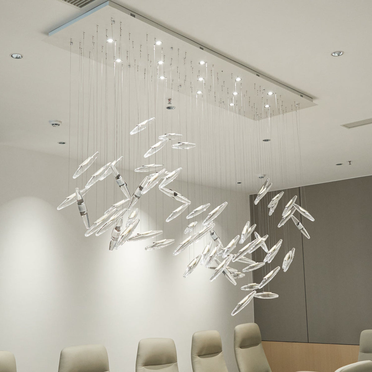 Hylor luxuriöser Kronleuchter aus Glas mit Moonlight Whispers