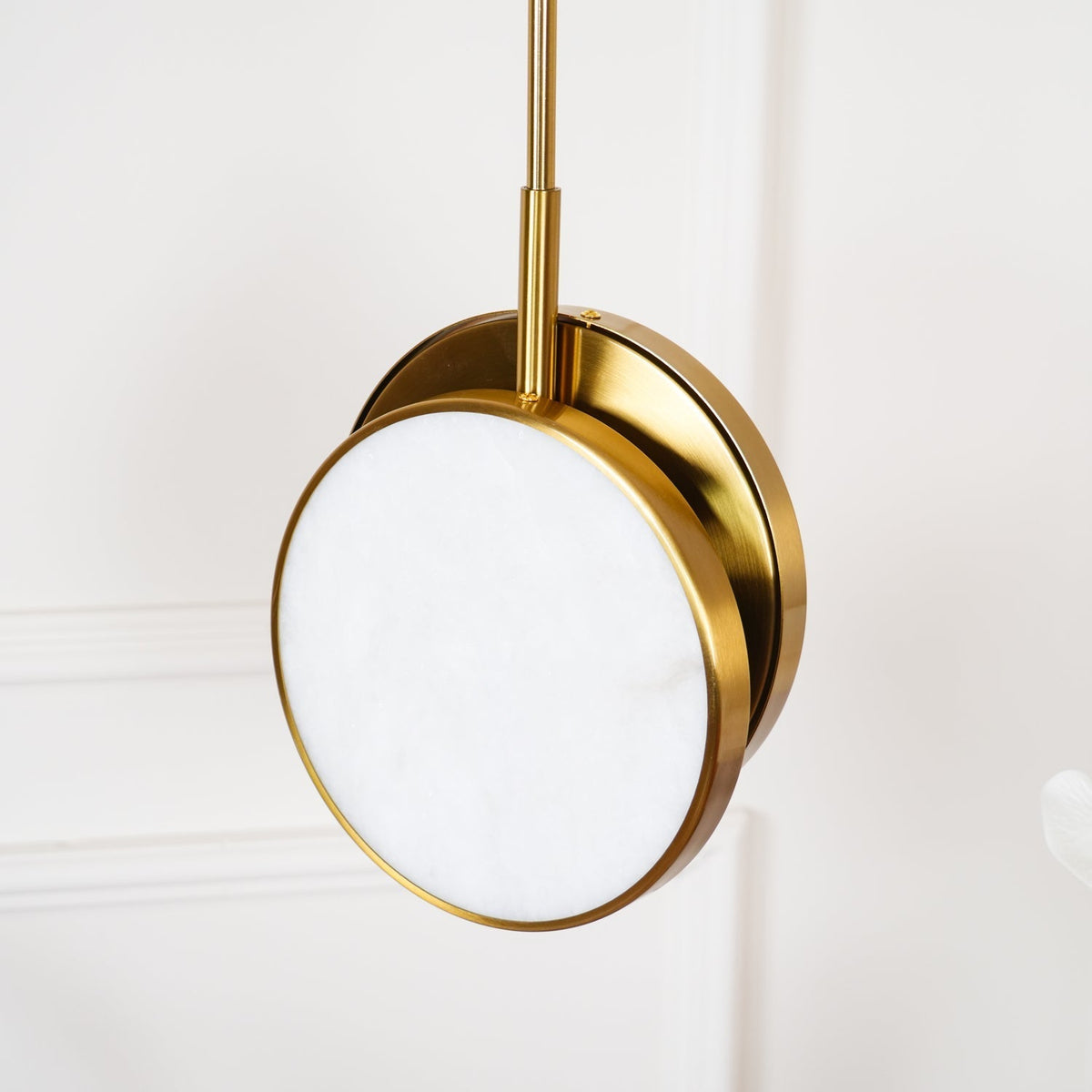 Synoryra Dual Disc Alabaster Pendelleuchte