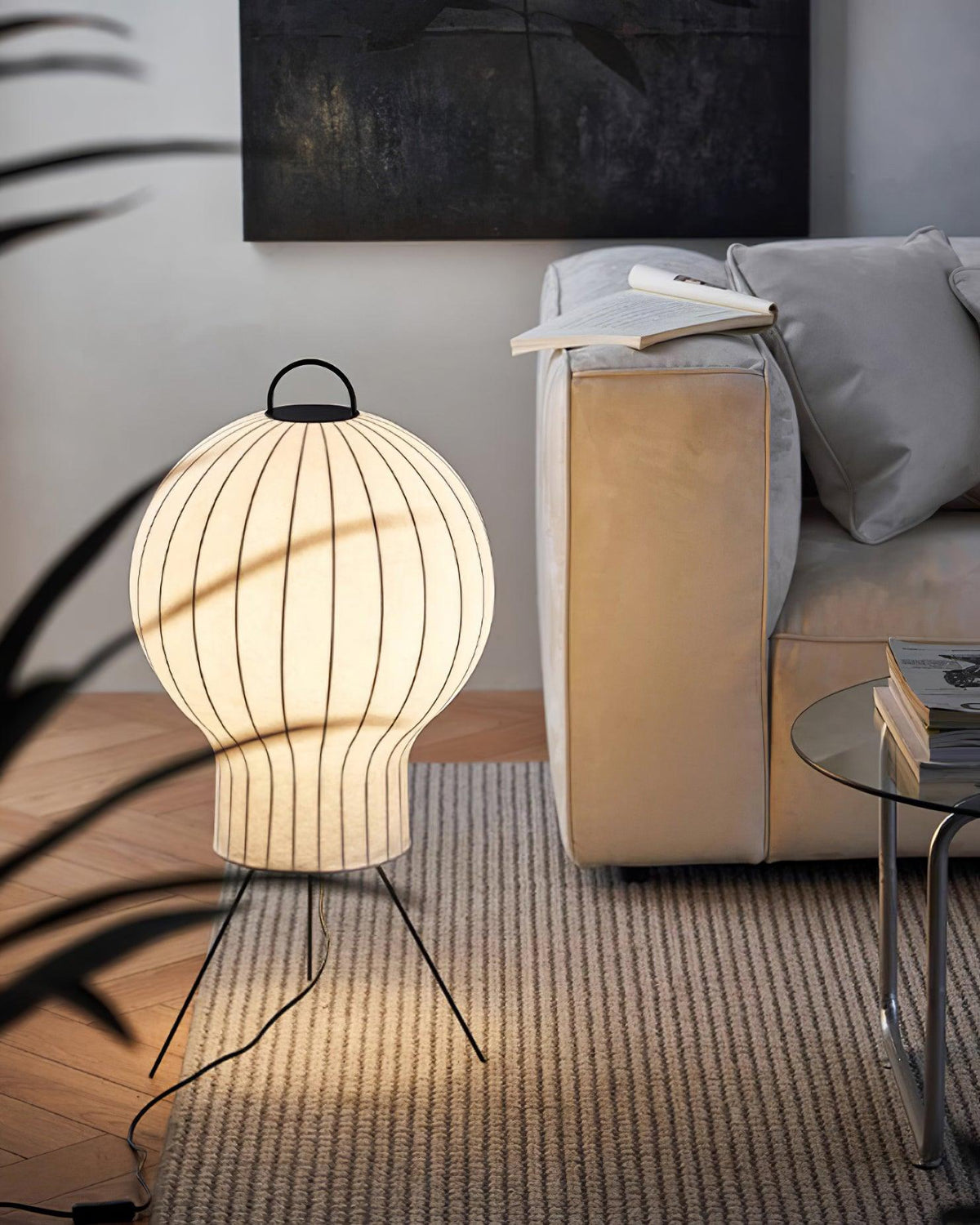 Balloon Stehleuchte aus Seide im minimalistischen Stil