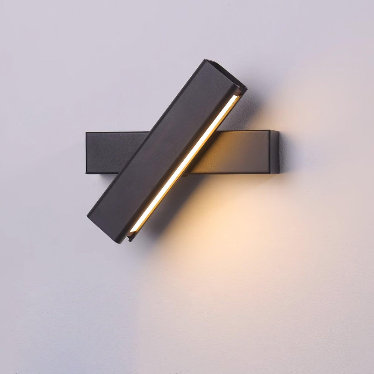 Verstellbare Aluminium-Wandleuchte für Schlafzimmer und Wohnzimmer | Cielum