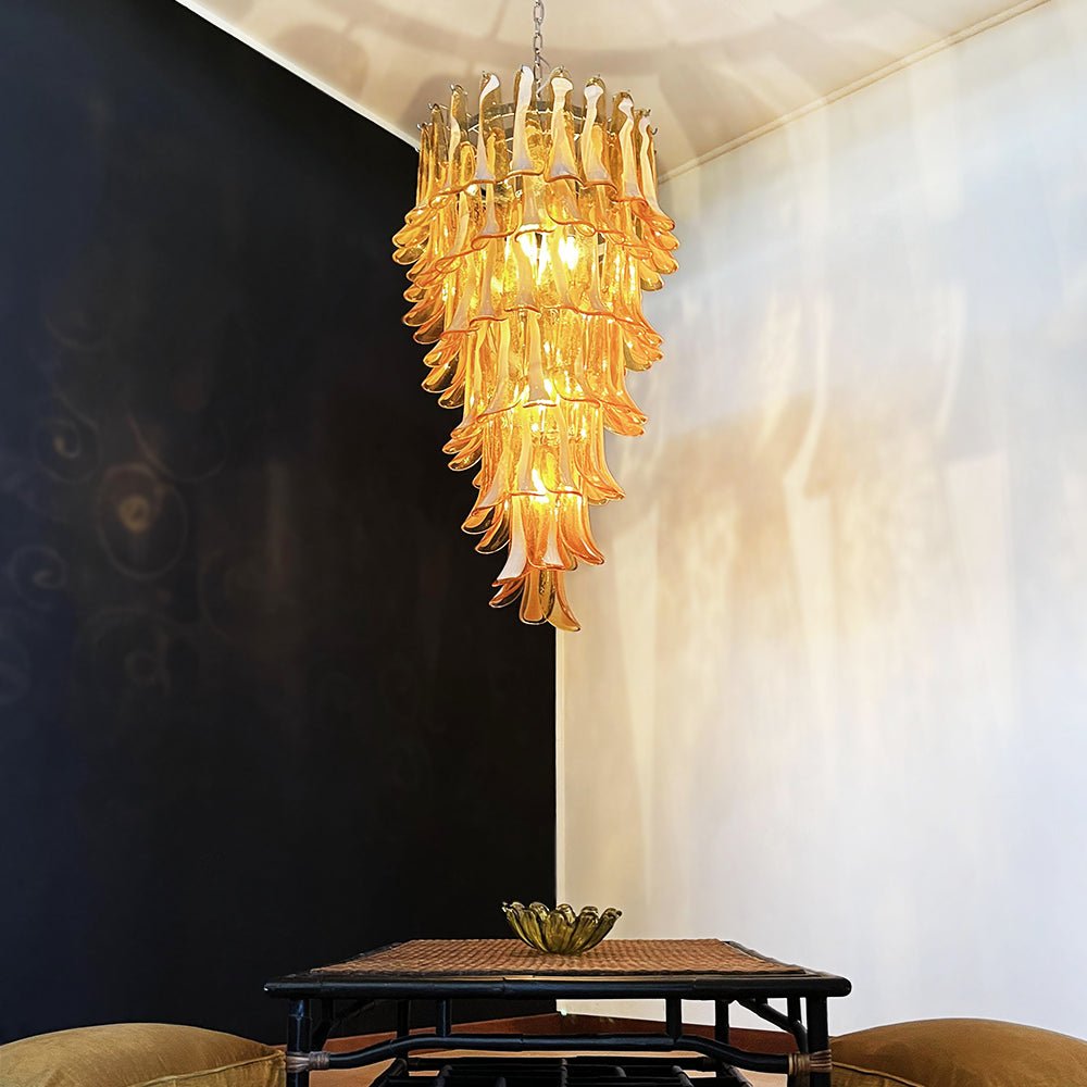 Lumenaine Kronleuchter in Bernsteinfarben und Weiß aus Murano mit Spiralblüten