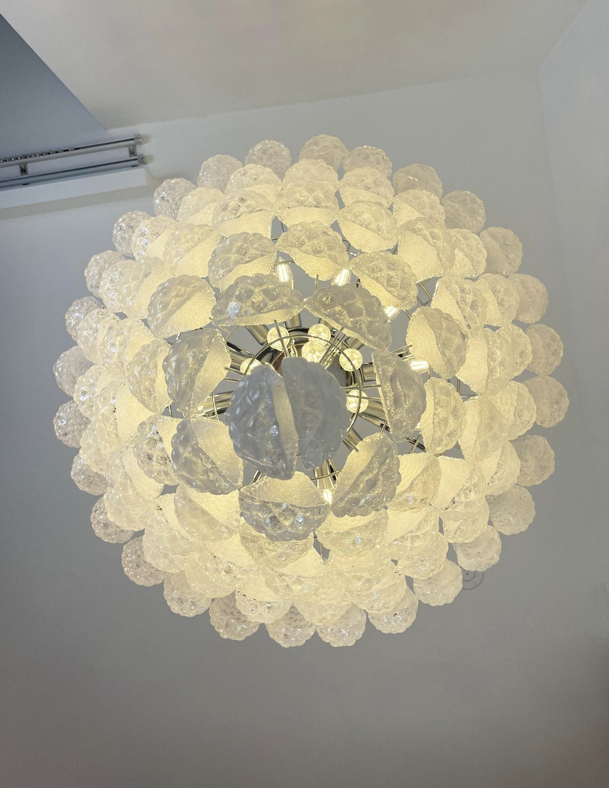 Velerian Kronleuchter Tannenzapfen Murano-Glas Texturiert Luxus