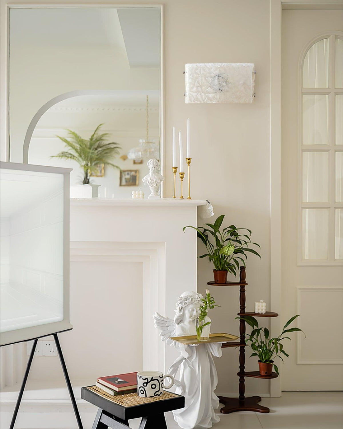 Liorisise zeitgenössische Wandleuchte aus Glas