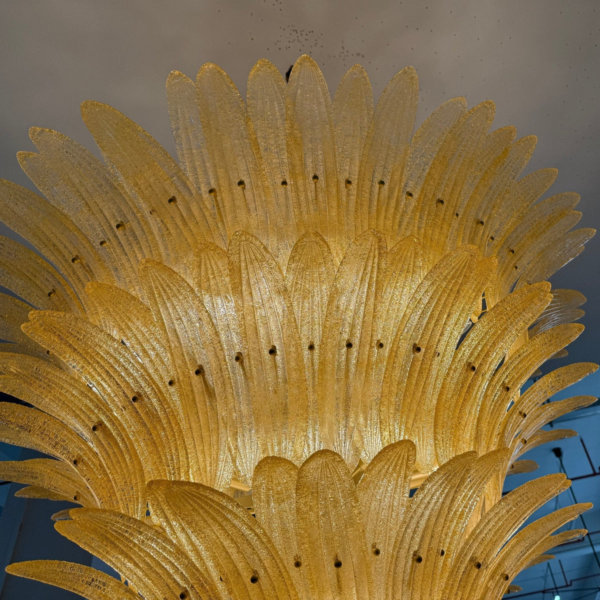Ismavelle Kronleuchter aus Glas in Palmettenform