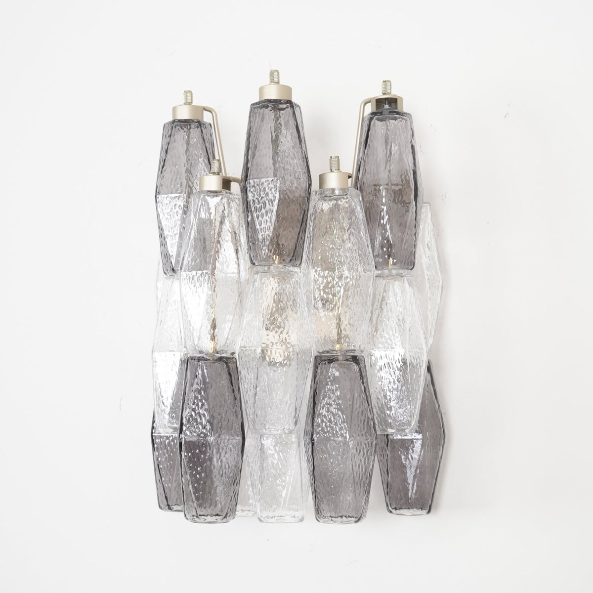 Eiruaria Wandleuchte Rhombus-Glas gestaffelt zeitgenössisch