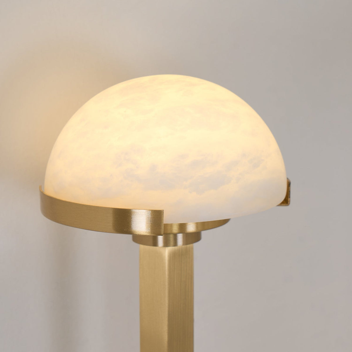 Vitalira Doppelte Alabaster-Wandleuchte