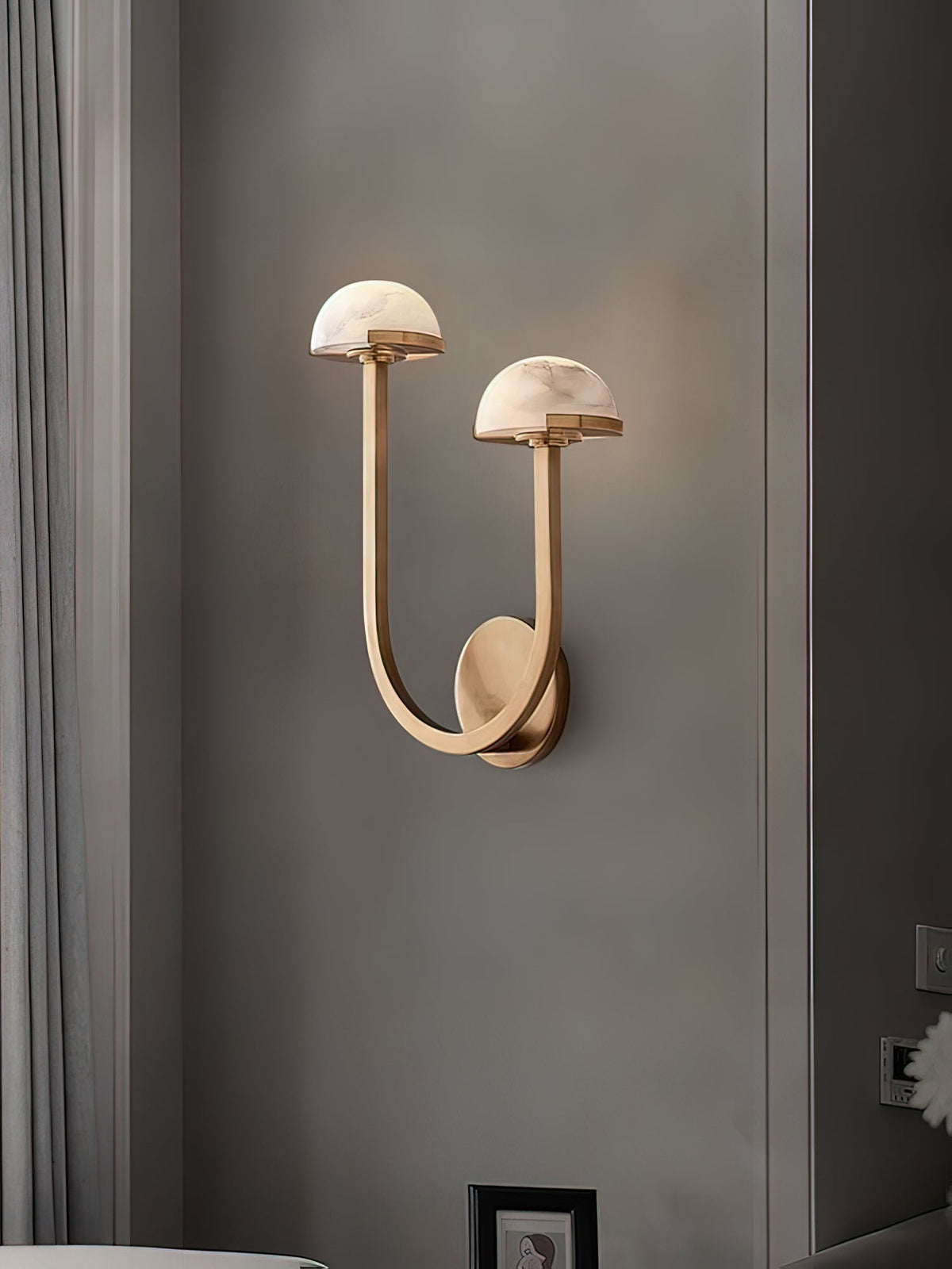 Vitalira Doppelte Alabaster-Wandleuchte