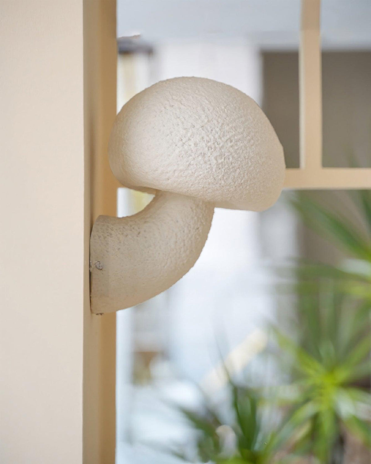Mior Individual Creativity Mushroom Kunstharz-Wandleuchte
