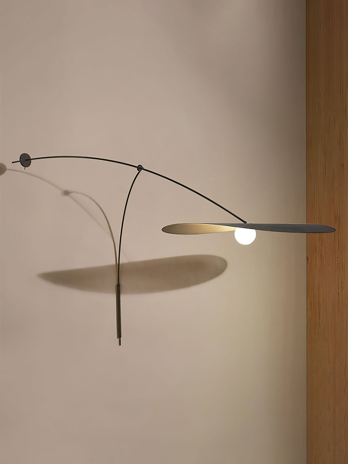 Tirove Glas Minimalistische Wandleuchte