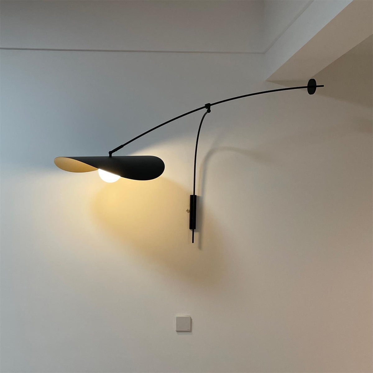 Tirove Glas Minimalistische Wandleuchte