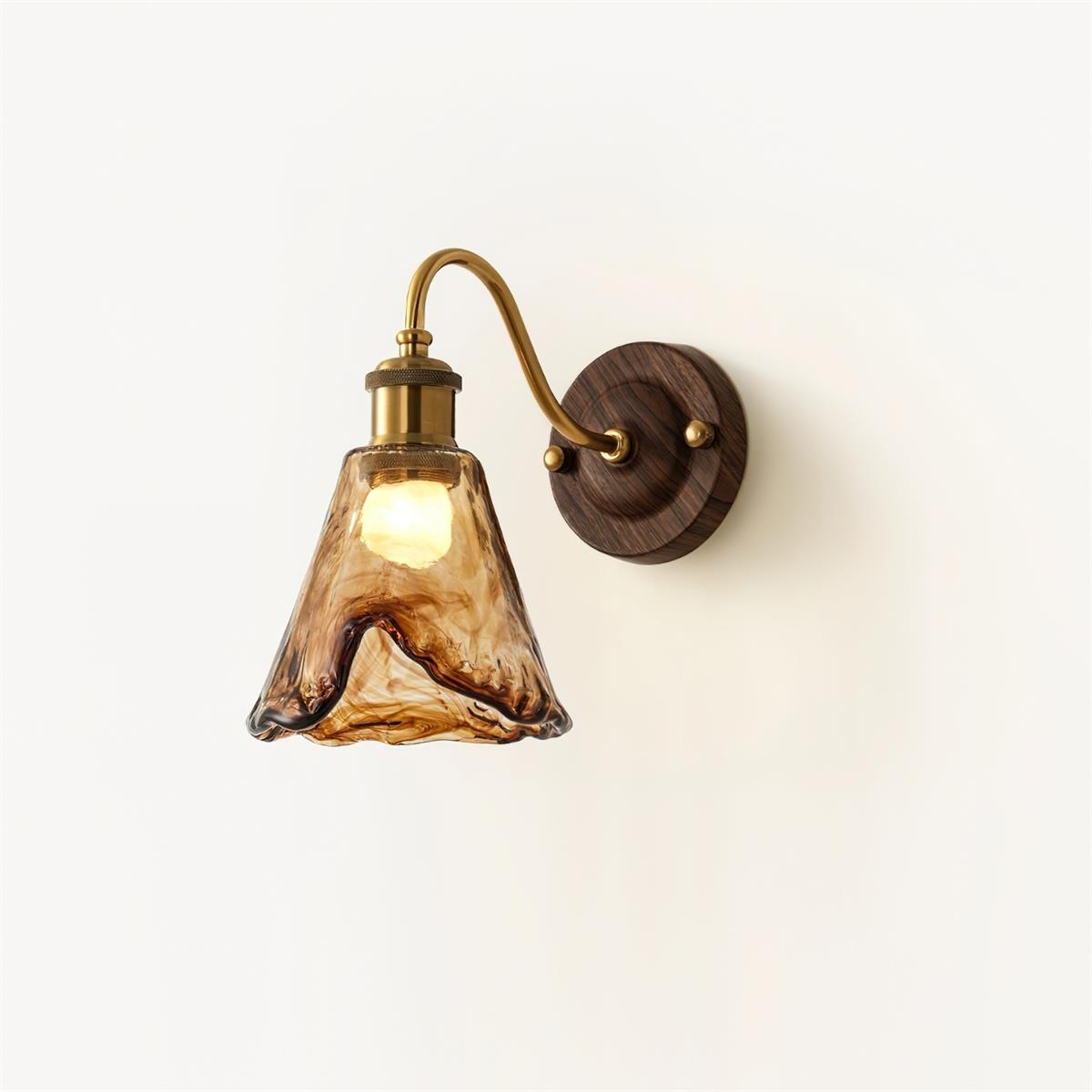 Nalia Wandleuchte Bernsteinfarbenes Glas Walnuss Gold Vintage